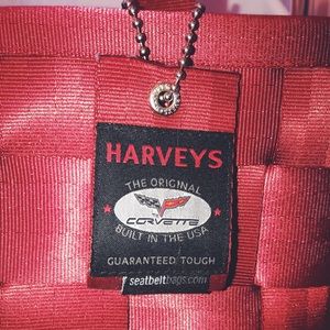 Harvey’s Seatbelt Purse